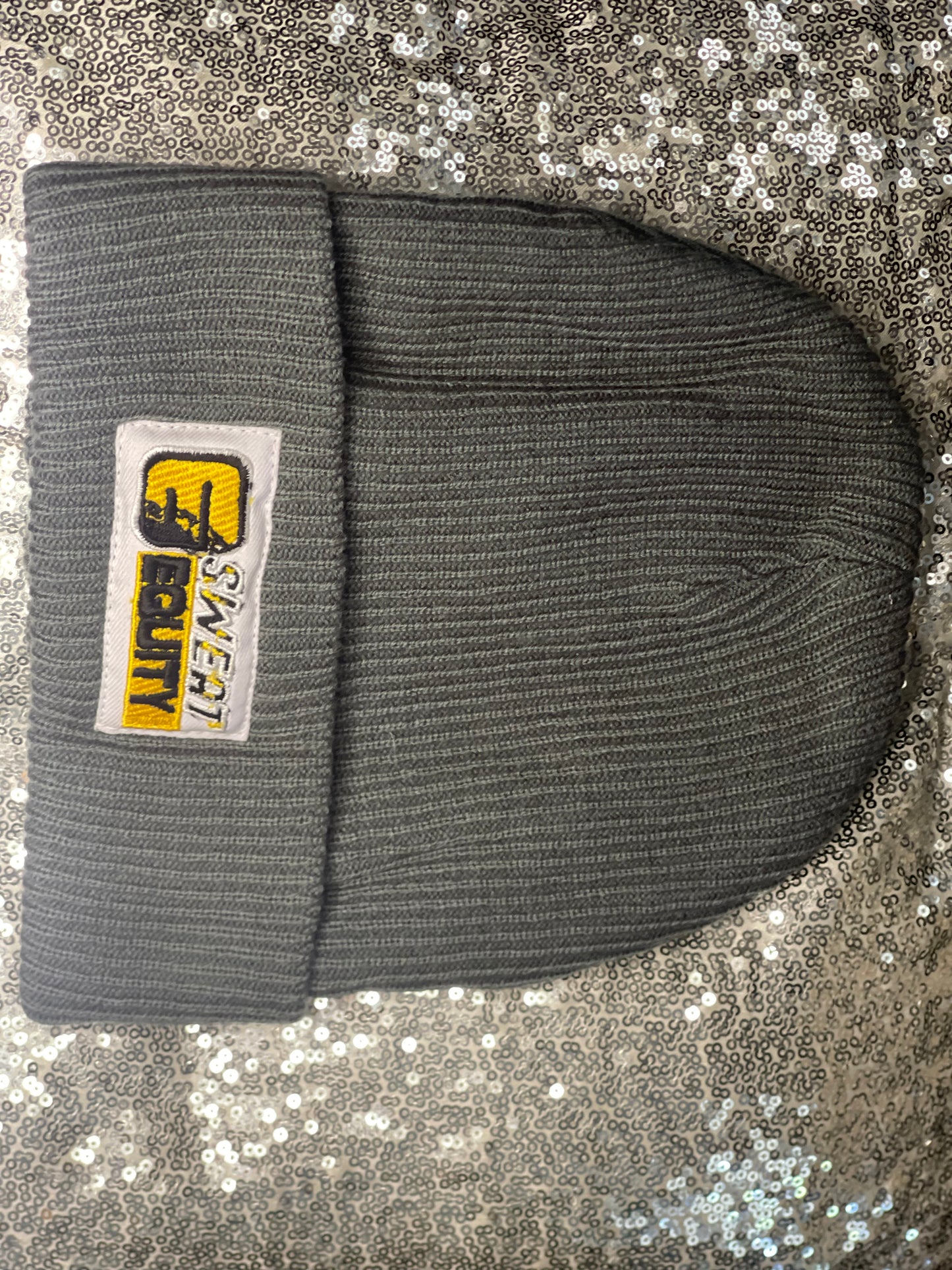 Skully Hat (Authentic) Logo